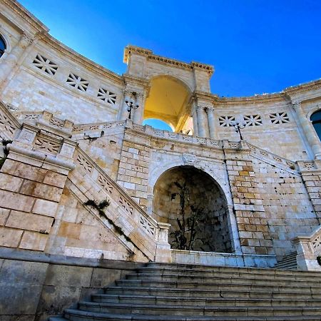 Domus Myoho Apartman Cagliari Kültér fotó