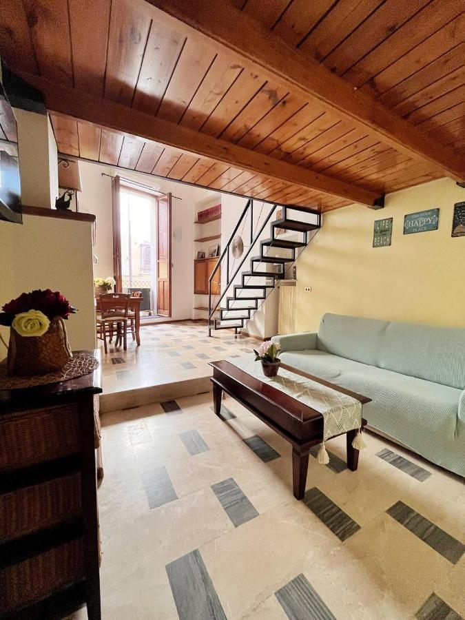 Domus Myoho Apartman Cagliari Kültér fotó